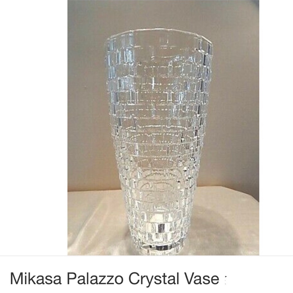 Crystal Vase (Mikasa)